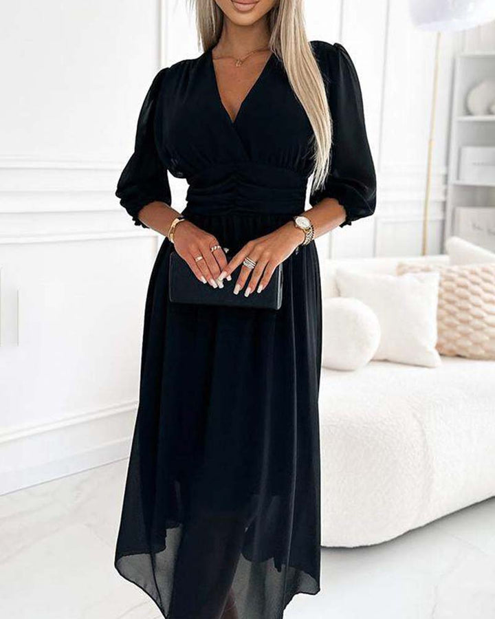 Solid Color Dress with Heart-Shaped Neckline