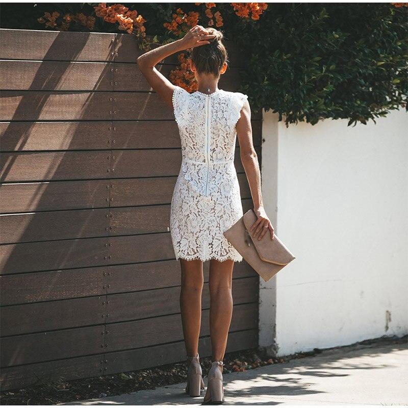 Elegant Lace Evening Dress