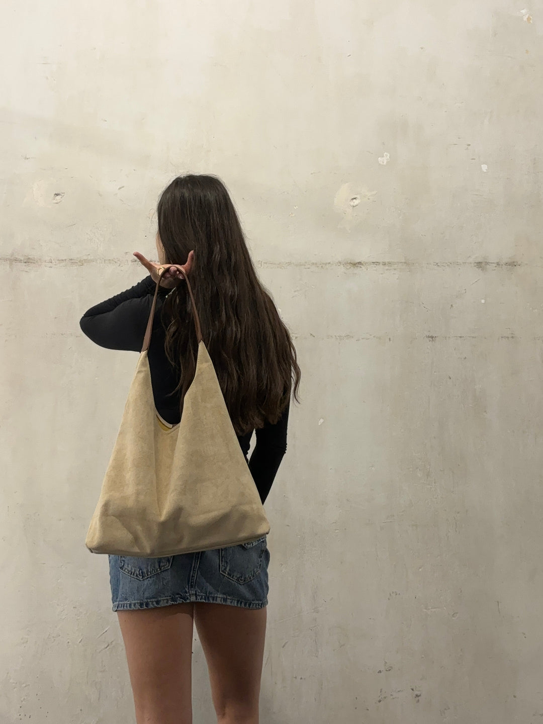 Classic Leather Tote for Daily Essentials