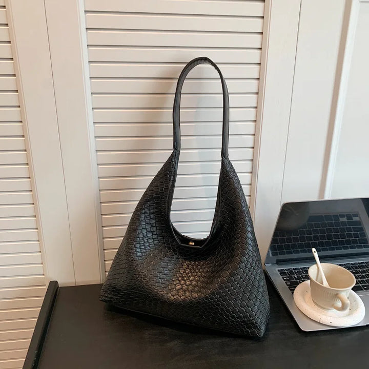 Sandia - Stylish Women's Tote Bag