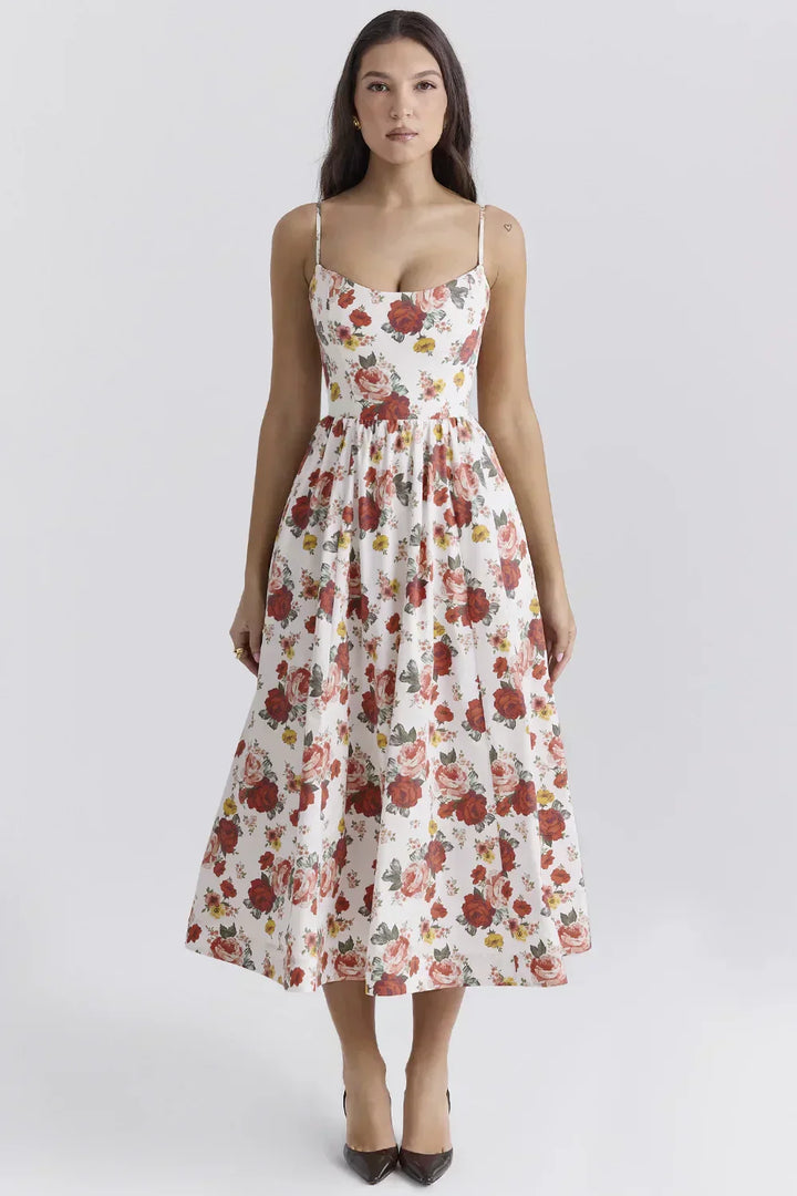 Emilia - Sophisticated Chic Dress