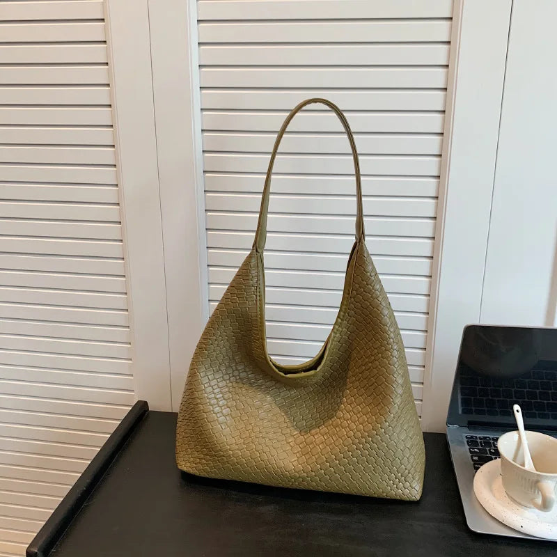 Sandia - Stylish Women's Tote Bag