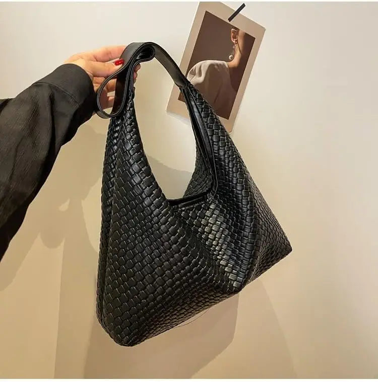Sandia - Stylish Women's Tote Bag