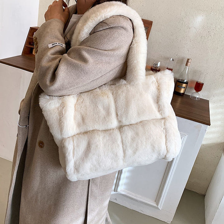 Dante Plush Handbag | Chic Winter Must-Have for Women