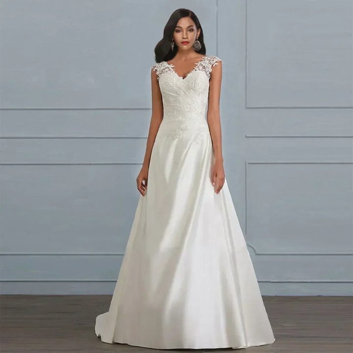 Graceful Lace Wedding Dress