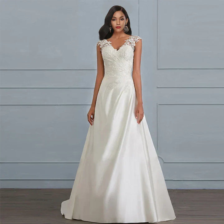 Graceful Lace Wedding Dress