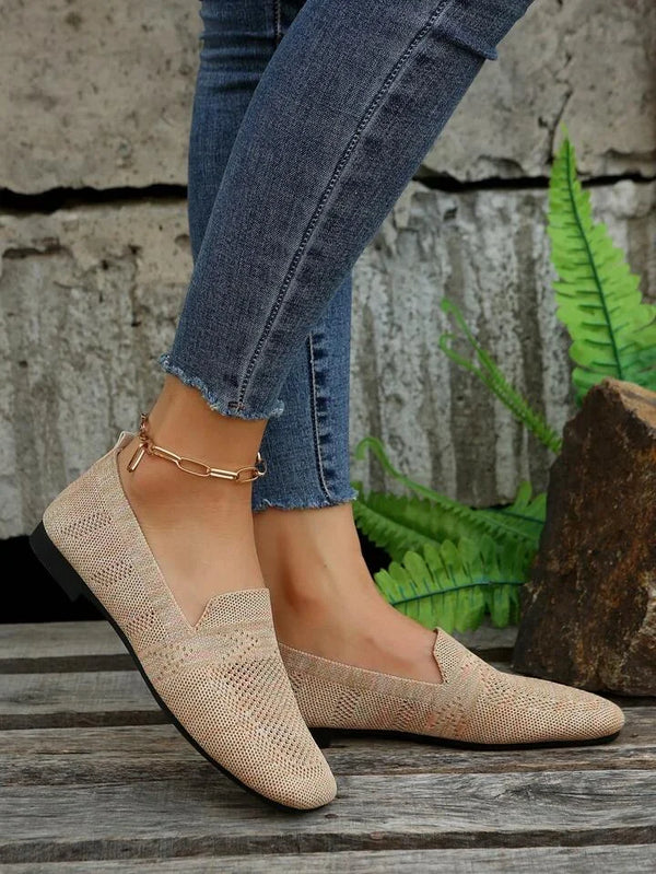 Olivia - Women's Timeless Round-Toe Ballet Flats
