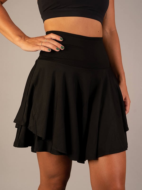 Multi-Functional Performance Skirt Featuring Handy Pockets