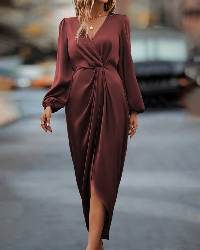 Gracia - Stylish V-Neck Dress with Sophisticated Lantern Sleeves